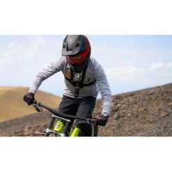 Insta360 - X3 360 Degree Action Camera - Black -Capture Point 10e539b4 7948 5ec2 a43f ed6e66f1806f