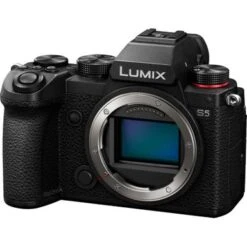 Panasonic - LUMIX S5 Mirrorless Camera Body - DC-S5BODY - Black -Capture Point 42861e0a b5af 5fad b34e 6fc51e1189b1