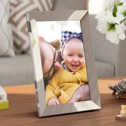 Nixplay - W10K Touch 10.1-inch LCD Smart Digital Photo Frame - Polished Steel -Capture Point b5ca4282 027f 52b9 bf32 dcfd1448e467