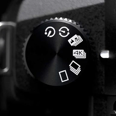 Panasonic LUMIX DC-FZ1000M2 20.1MP Digital Camera With 25-400mm F/2.8-4 Leica DC Lens 6 Panasonic LUMIX DC-FZ1000M2 20.1MP Digital Camera With 25-400mm F/2.8-4 Leica DC Lens - Image 4