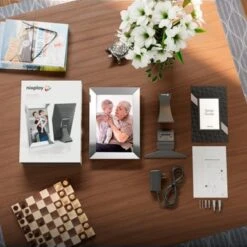 Nixplay - W10K Touch 10.1-inch LCD Smart Digital Photo Frame - Polished Steel -Capture Point e484a538 f912 5341 8ad7 1c8eb3f5b7ca