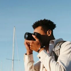 Fujifilm X-S20 Mirrorless Digital Camera With XF 18-55mm F/2.8-4 R LM OIS Lens, Black 21 Fujifilm X-S20 Mirrorless Digital Camera With XF 18-55mm F/2.8-4 R LM OIS Lens, Black -Capture Point f50c26bf 66f8 4a6d b824 47118800b102